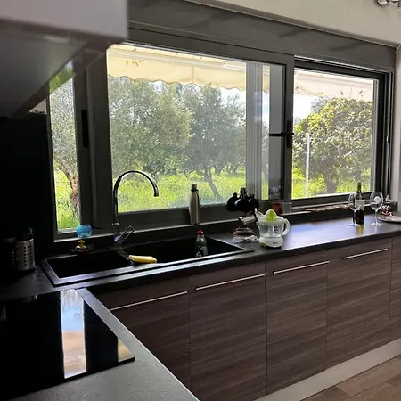 Elaiocampus Luxury House Lägenhet