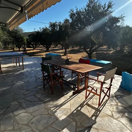 Elaiocampus Luxury House Διαμέρισμα