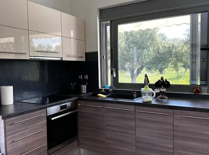 Elaiocampus Luxury House Apartment