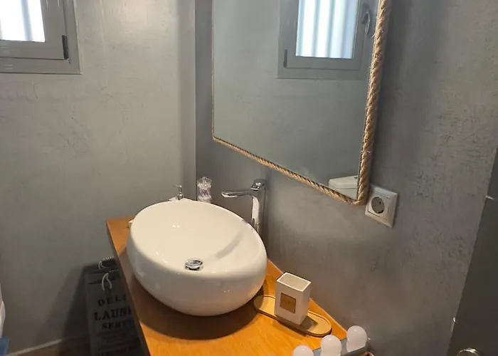 Elaiocampus Luxury House Καμάρες