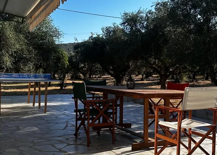 Elaiocampus Luxury House * Καμάρες