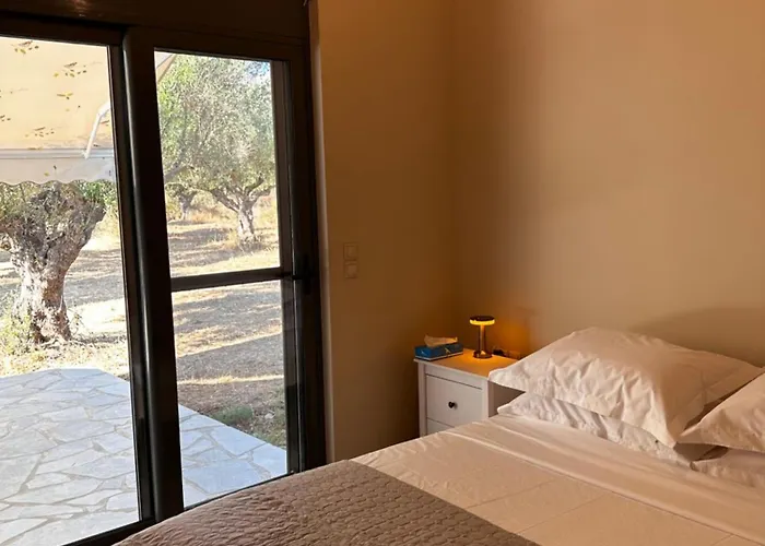 Elaiocampus Luxury House * Καμάρες