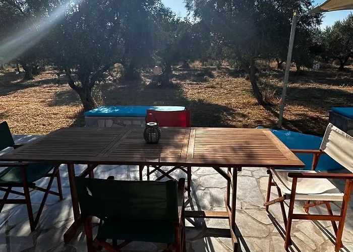 Elaiocampus Luxury House Kamáres